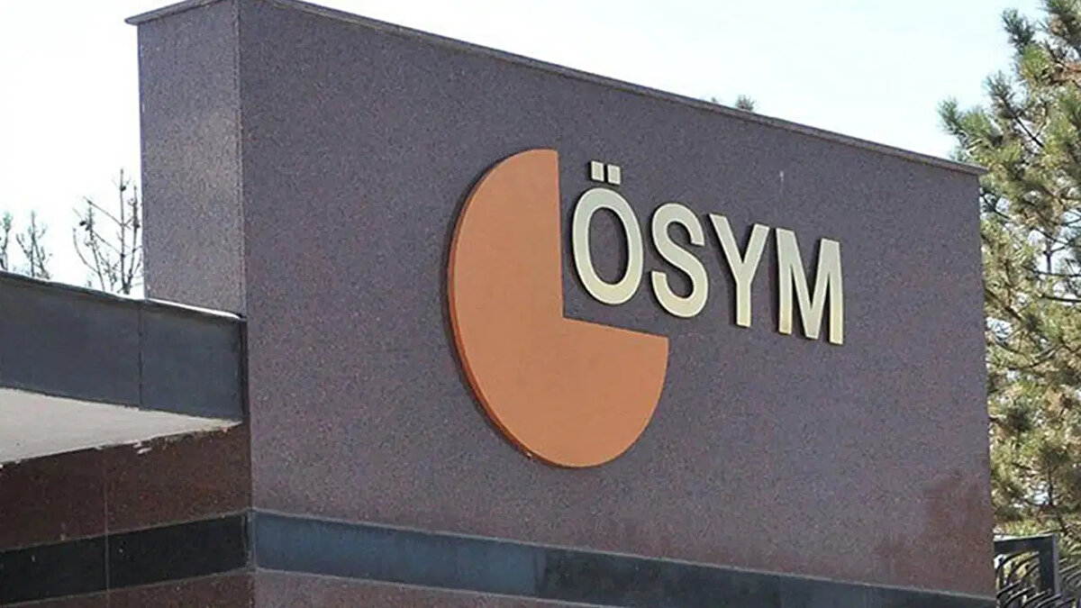 ÖSYM, açıklamasını "Adaylara ve kamuoyuna saygıyla duyurulur." ifadeleriyle sonlandırdı.
