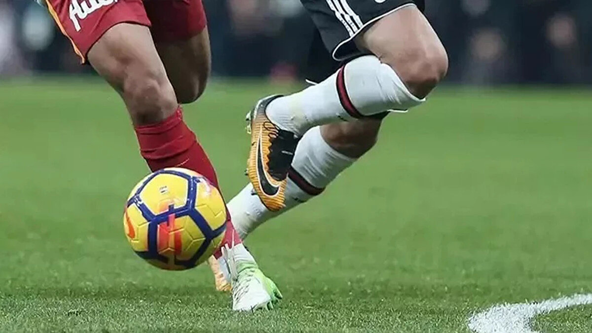 Sturm Graz – Nottingham Forest muhtemel 11’ler<br><br>Sturm Graz:<br>Bignetti; Oermann, Aiwu, Lavalee, Karic; Stankovic; Horvat, Rozga; Kiteishvili; Malone, Jatta<br><br>Nottingham Forest:<br>Sels; Savona, Murillo, Milenkovic, Williams; Anderson, Sangare; Ndoye, Gibbs-White, Hudson-Odoi; Jesus