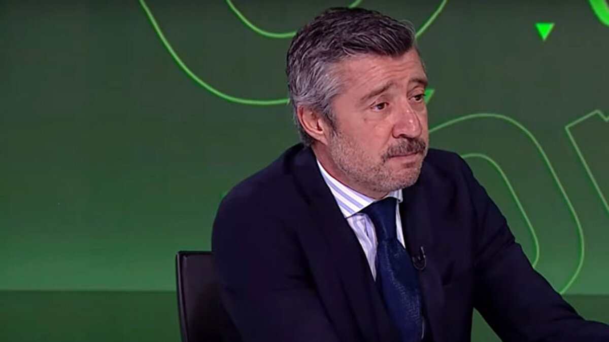 "BURADA NE İŞİ VAR?"<br><br>"Osimhen'in burada ne işi var ya Allah aşkına! Galatasaraylılar kusura bakmasın ama latife ediyorum."