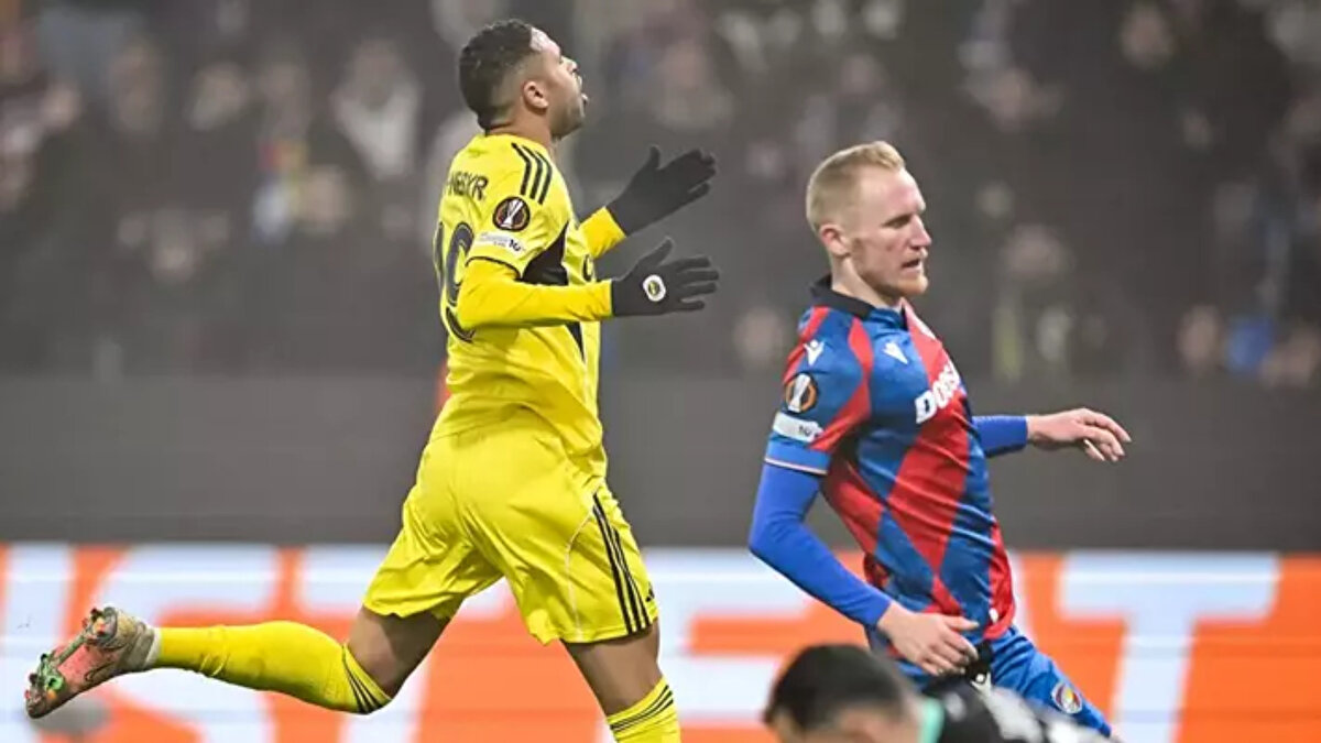 Sabah'ta yazan Gürcan Bilgiç: "Fred girene kadar ne top kapabilen ne de oyun kurabilen bir orta sahası vardı Fenerbahçe'nin. İlk kornerlerini 80'den sonra kazandılar. Kısacası Ederson ve Skriniar'ın omuzlarına binerek beraberliği kurtardılar da diyebiliriz, Nesyri veya Fred boş kaleye atsalar "İki puanı kaybettiler" de… Son saniyelerde Hollandalı hakem, VAR'ın da devreye girdiği pozisyonda penaltıyı vermedi. Net bir ön yargı ile maçı yönetmişti zaten. Utanmaz…" şeklinde yazdı.