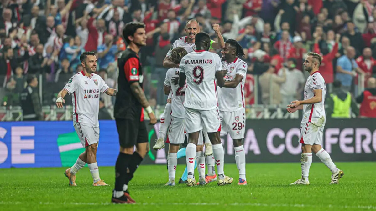 Lige katılım: 3.17 milyon euro<br><br>Lig aşaması beraberlik: 133 bin euro<br><br>Lig aşaması galibiyet: 400 bin euro