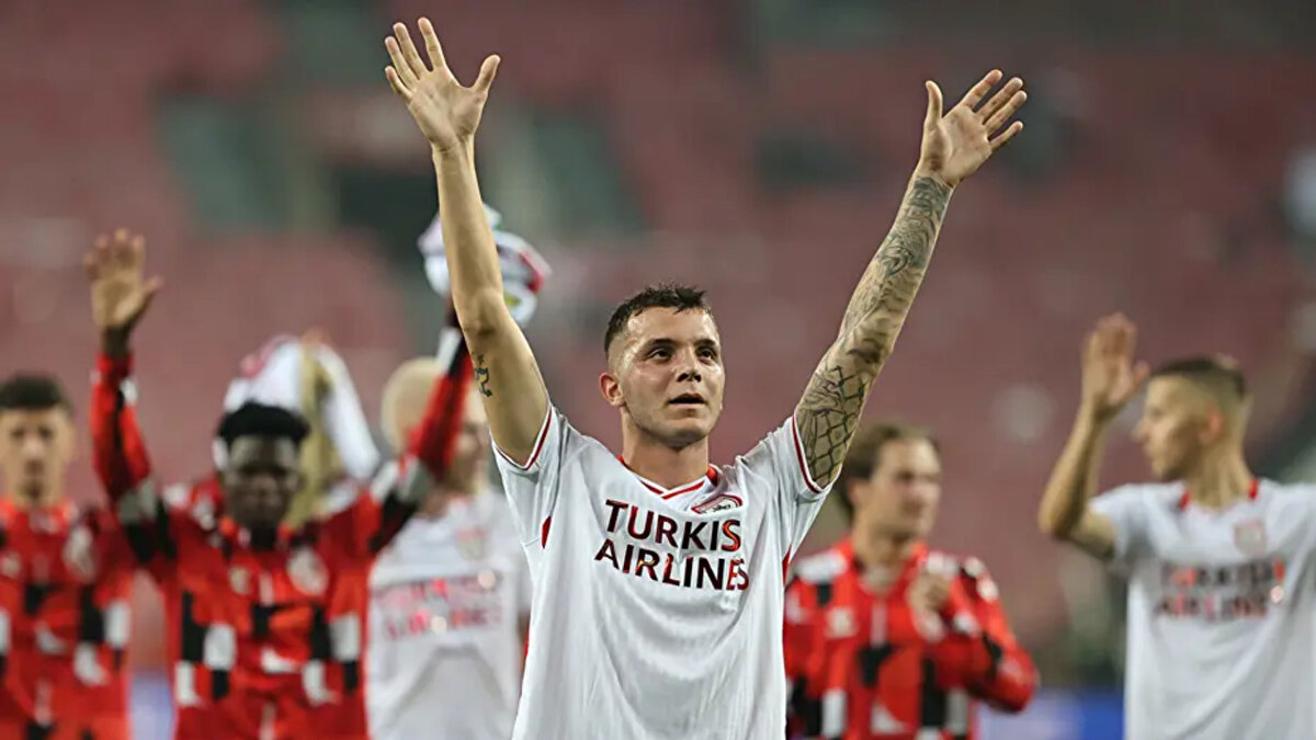 KATILIM PRİMİ 3.17 MİLYON EURO KASADA<br><br>Samsunspor, UEFA Konferans Ligi'ne katılım ücreti olarak 3.17 milyon euro gelir elde etmişti.