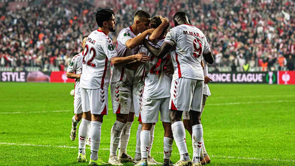 Konferans Ligi'nde harika bir performans ortaya koyan Samsunsor ise evinde Hamrun'u 3-0 yenerek 3'te 3 yapmayı başardı. 