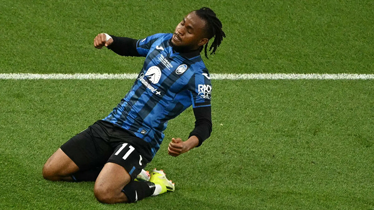 Marsilya maçında hocası Ivan Juric ile tartışan Lookman, sosyal medya hesabında Atalanta'yla ilgili herşeyi kaldırdı.