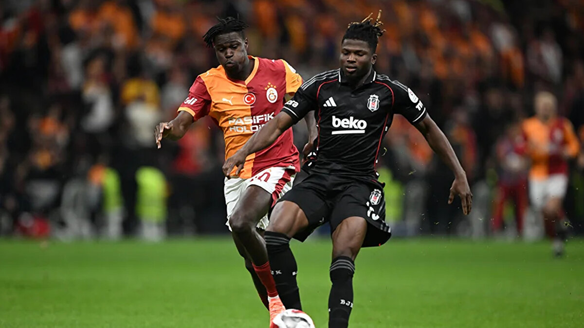 TRANSFER İÇİN ADIM ATABİLİR<br><br>Haberde, Crystal Palace yönetiminin, Singo'nun transferi için gelecek haftalarda resmi adım atabileceği ifade edildi.