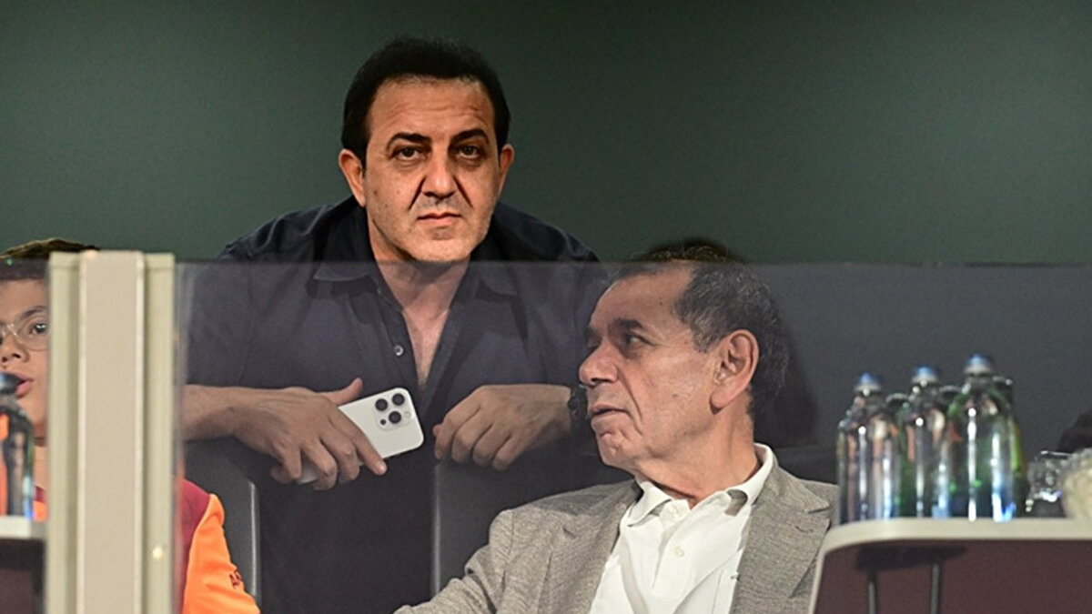 Galatasaray, Şampiyonlar Ligi'nin 4. haftasında oynadığı Ajax deplasmanında 3-0 galip gelerek ligde 9 puana yükseldi ve son 16 yolunda önemli bir iddia ortaya koydu.