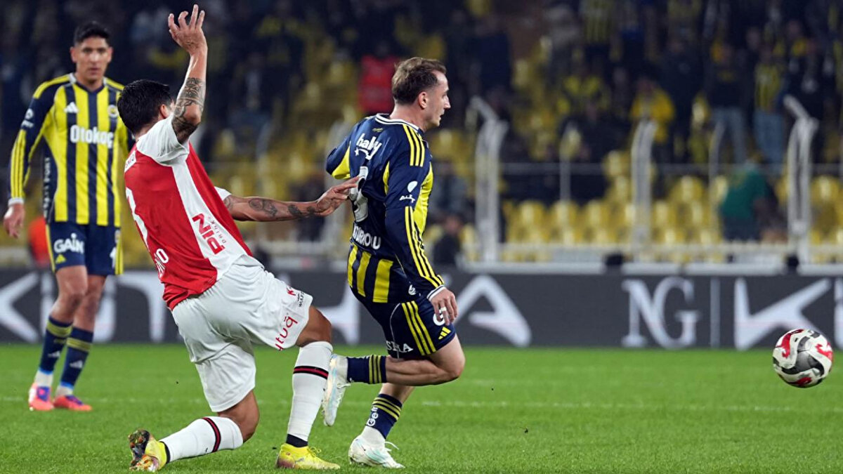 Plzen deplasmanında oynamayan Kerem Aktürkoğlu'nun da kadroda olması bekleniyor.