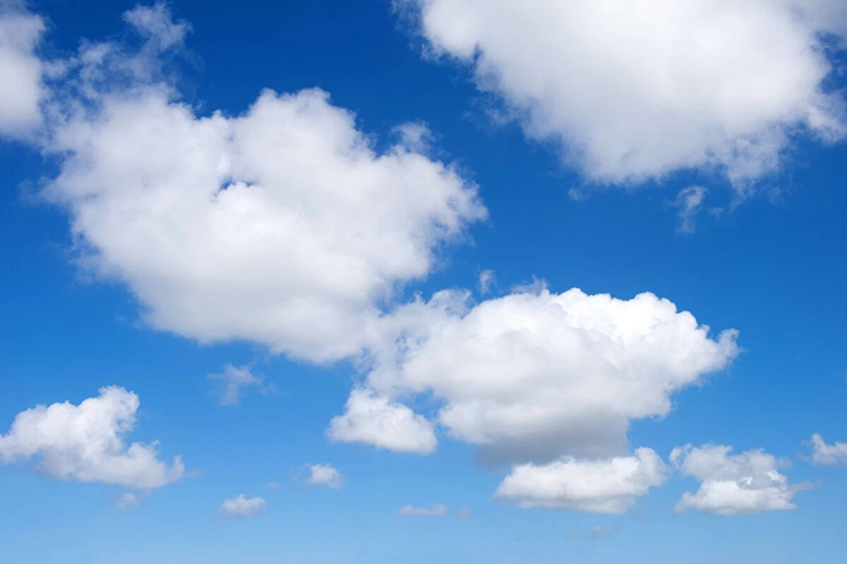 Bölgelere Göre Diğer İllerde Hava Durumu<br><br>İç Anadolu Bölgesi: Parçalı ve az bulutlu. (Ankara 21°C, Konya 21°C, Eskişehir 20°C)<br><br>Karadeniz Bölgesi: Parçalı ve az bulutlu. İç kesimlerde sis ve pus bekleniyor. (Bolu 21°C, Samsun 19°C, Trabzon 19°C)<br><br>Doğu Anadolu Bölgesi: Parçalı ve az bulutlu. (Erzurum 17°C, Malatya 21°C, Van 16°C)<br><br>Güneydoğu Anadolu Bölgesi: Parçalı ve az bulutlu. (Gaziantep 26°C, Diyarbakır 26°C, Mardin 25°C)