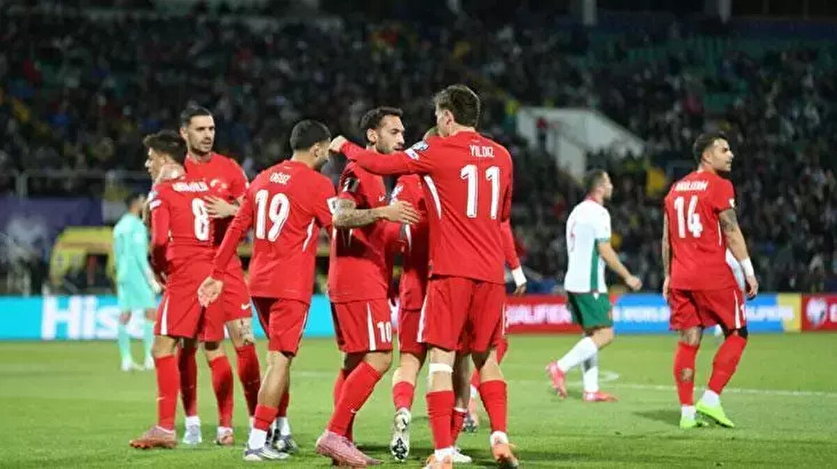 TÜRKİYE-BULGARİSTAN MAÇI HANGİ KANALDA? (ŞİFRESİZ YAYIN)<br><br>Kritik karşılaşma, TV8 ekranlarından naklen ve şifresiz olarak futbolseverlerle buluşacak.