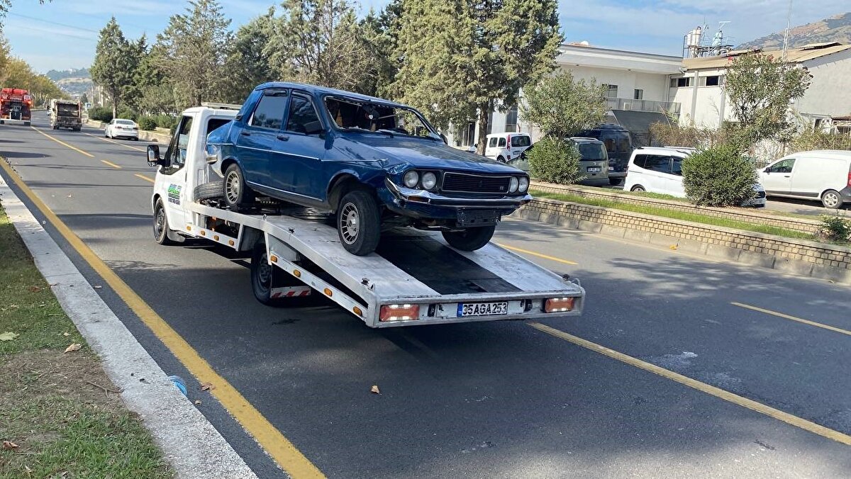 Kaza, Ilıcabaşı Mahallesi Denizli Bulvarı üzerinde saat 12.30 sıralarında meydana geldi.
