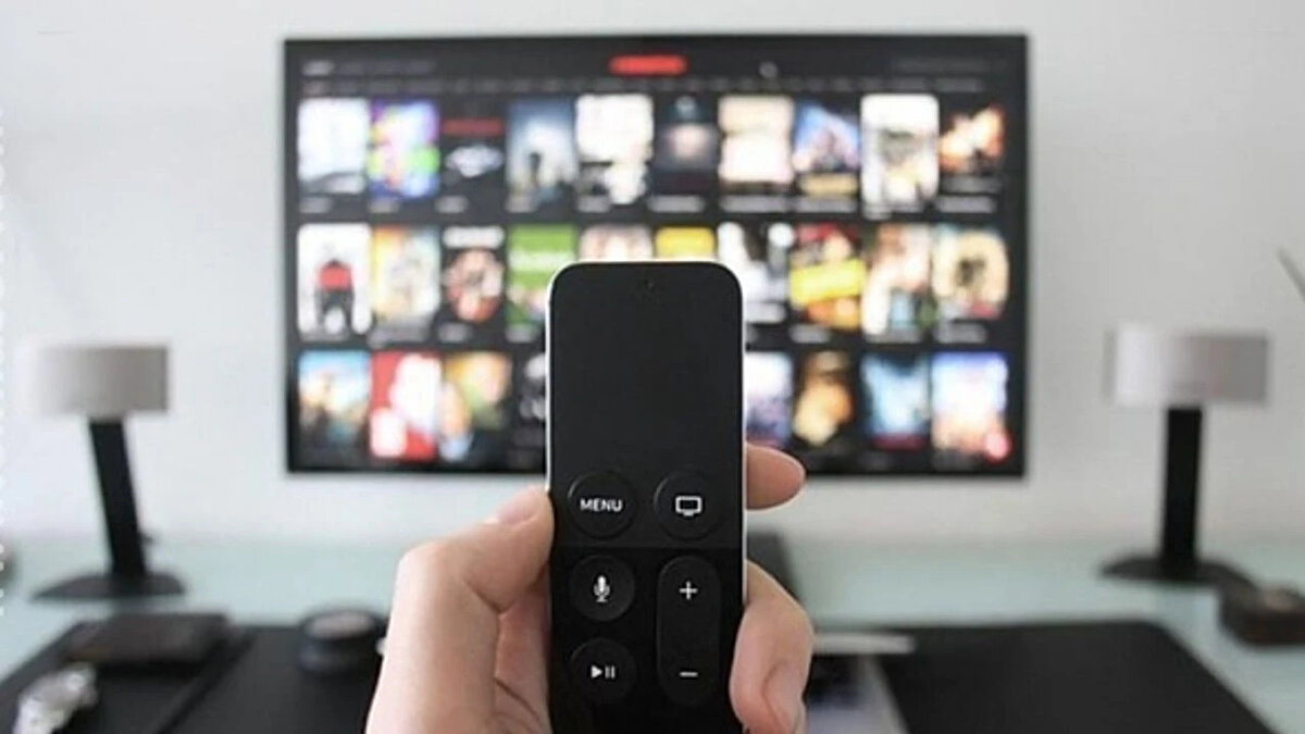 NOW YAYIN AKIŞI<br><br>07:30 İlk Bakış<br><br>08:00 Çalar Saat<br><br>10:45 Çağla ile Yeni Bir Gün<br><br>12:30 Yasak Elma<br><br>13:30 En Hamarat Benim<br><br>16:30 Sahtekarlar<br><br>19:00 Selçuk Tepeli ile Now Ana Haber<br><br>20:00 Atatürk<br><br>22:30 Kıskanmak<br><br>01:00 Sahtekarlar