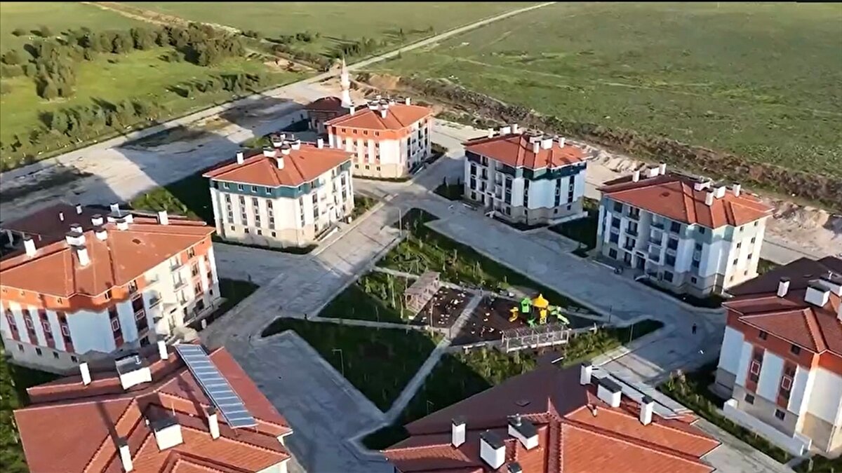 Kırıkkale'de 1689, Kırklareli'nde 2 bin 255, Kırşehir'de 1633, Kocaeli'nde 10 bin 340, Konya'da 15 bin, Kütahya'da 3 bin 592, Malatya'da 9 bin 609, Manisa'da 7 bin 229, Mardin'de 5 bin 357,