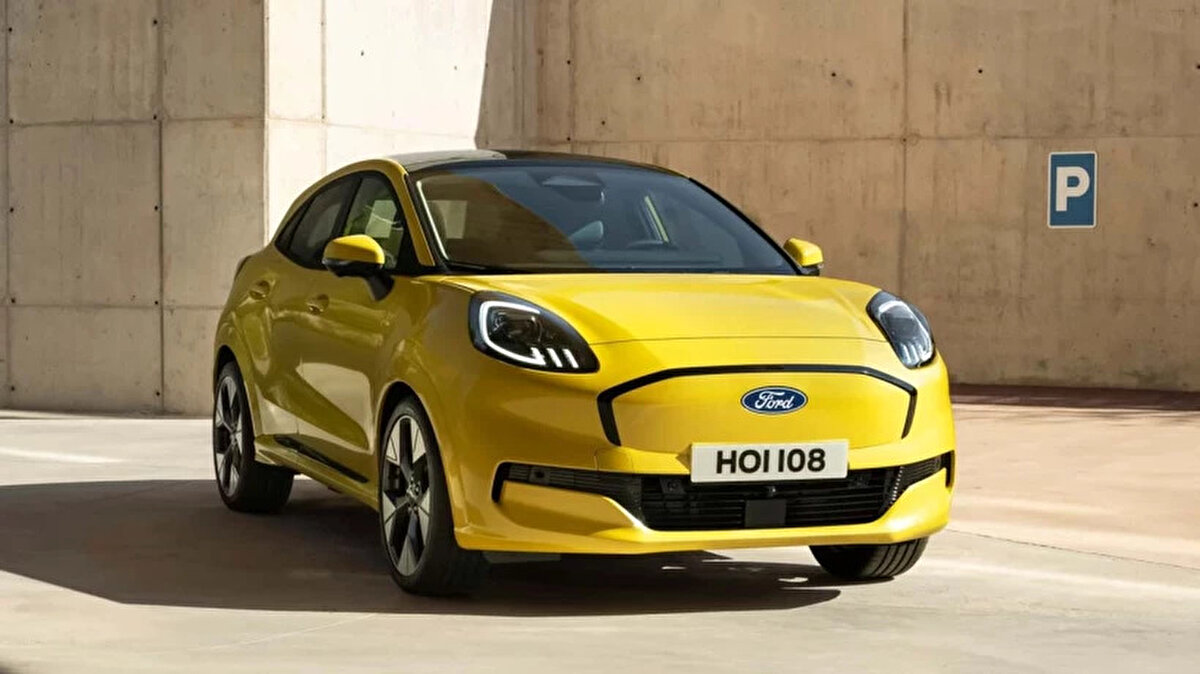 Ford PUMA GEN-E<br>Liste fiyatı 1 milyon 936 bin 900 TL olan Ford PUMA GEN-E için de 12 ay vadeli sıfır faizli 400 bin TL kredi fırsatı mümkün. Açılabilir panoramik cam tavan için 40 bin 400 TL opsiyon ücreti talep ediliyor.