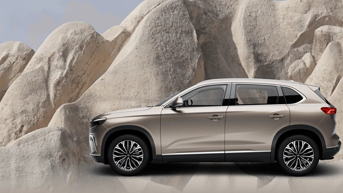 <br><br>Anahtar teslim fiyatı 3 milyon 133 bin 641 TL olan T10X V2 4More için 12 ay sıfır faizli 800 bin TL kredi (aylık taksit 66 bin 667 TL) ve 36 ay vade 2.52 faiz oranıyla 1 milyon 500 bin TL kredi (aylık taksit 71 bin 564 TL) desteği sağlanıyor.<br>