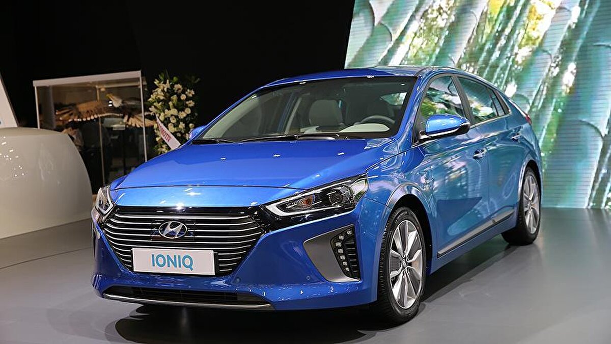 Hyundai:<br><br>Bayon: 78.000 TL indirim ve 150.000 TL’ye 12 ay %0 faiz<br><br>i10, i20, Kona: 98.000 TL’ye varan nakit indirim