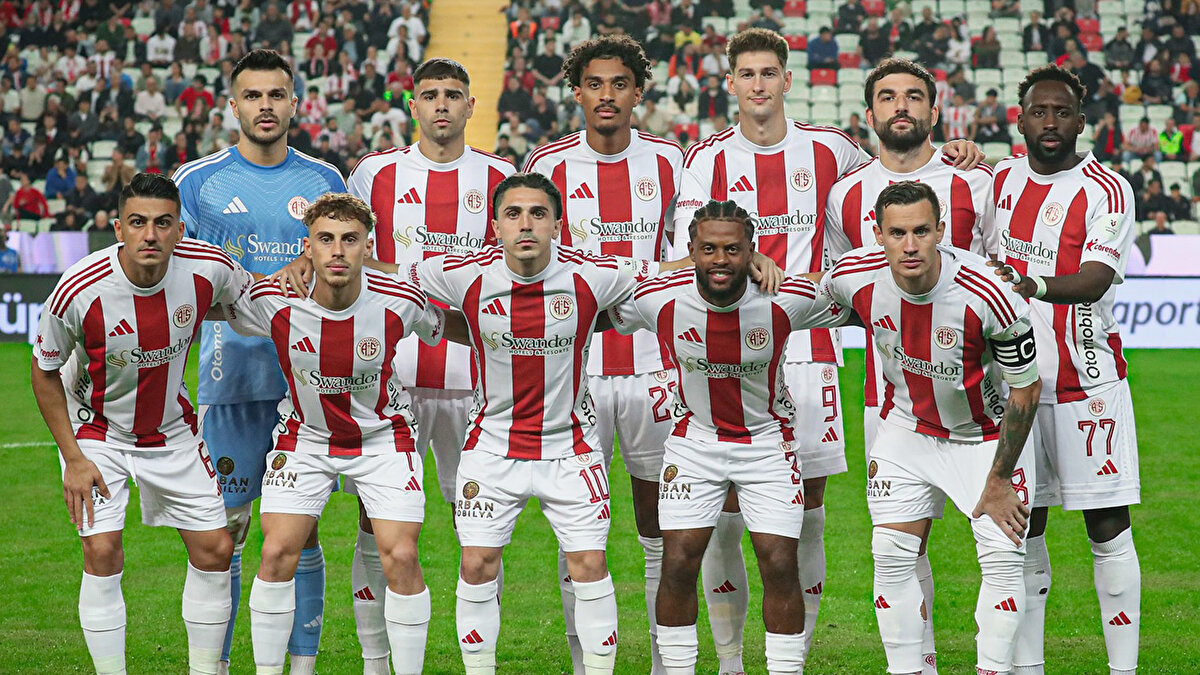 13 - Antalyaspor (36 puan)