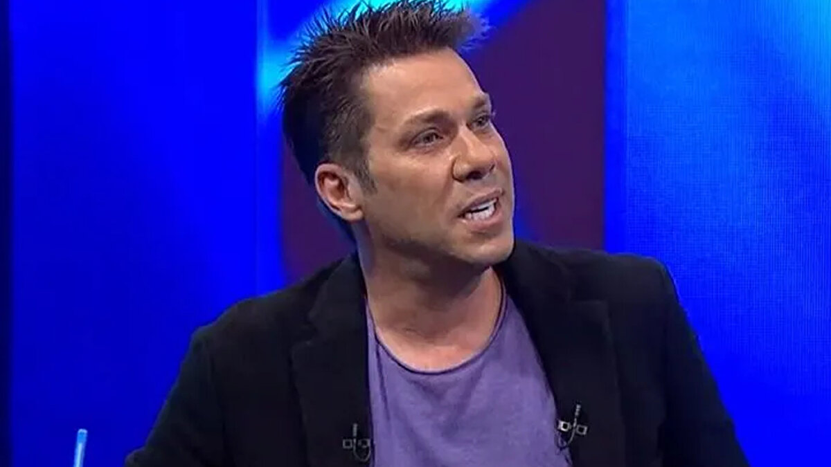 Programda ayrıca VAR sistemi üzerine de eleştirilerde bulunan eski hakem, teknolojinin futbolun doğasını değiştirdiğini belirterek, "VAR geldikten sonra hakemler, ‘nasıl olsa VAR var’ diyerek koşmayı, açı almayı bıraktı. Teknoloji ilerliyor ama futbolun ruhu kayboluyor" diye konuştu.