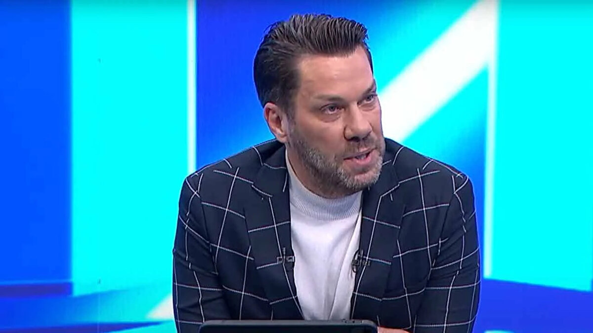 FIFA kokartlı eski hakem Fırat Aydınus, Esenler Belediyesi’nin Aynen TV YouTube kanalında yayımlanan programa konuk oldu. Esenler Gençlik Merkezi’nde gerçekleştirilen ve gençlerin yoğun ilgi gösterdiği programda Aydınus, Türk futbolunun gündemindeki hakemlik krizi, bahis skandalı, VAR sistemi ve hakemlere duyulan güven sorunu üzerine önemli değerlendirmelerde bulundu.