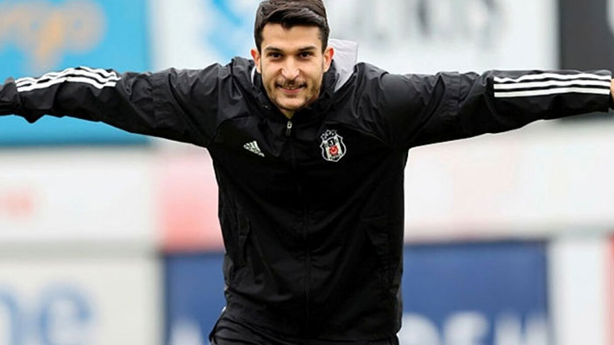 Necip'in kendi TC Kimlik Numarası ve adının kullanılarak başka biri tarafından bahis hesabı açılması ve oynanması nedeniyle suç duyurusu yapacağı öğrenildi.<br><br>