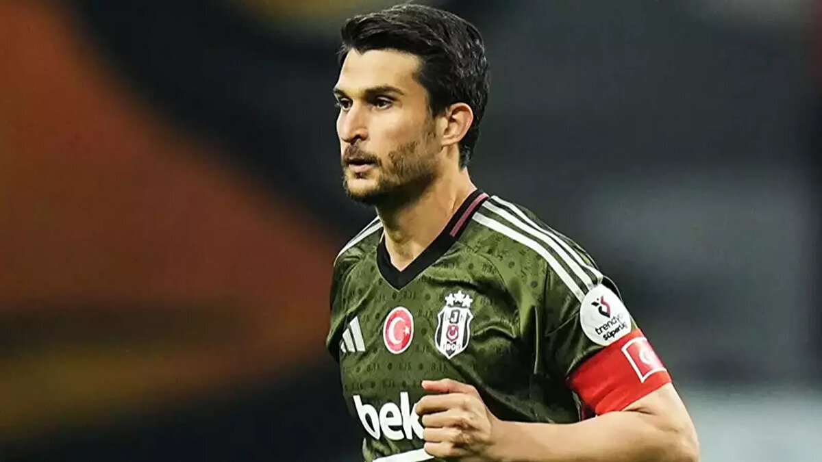 Necip Uysal suç duyurusunda bulunduktan sonra basın mesuplarına yaptığı açıklamada şu ifadeleri kullandı: