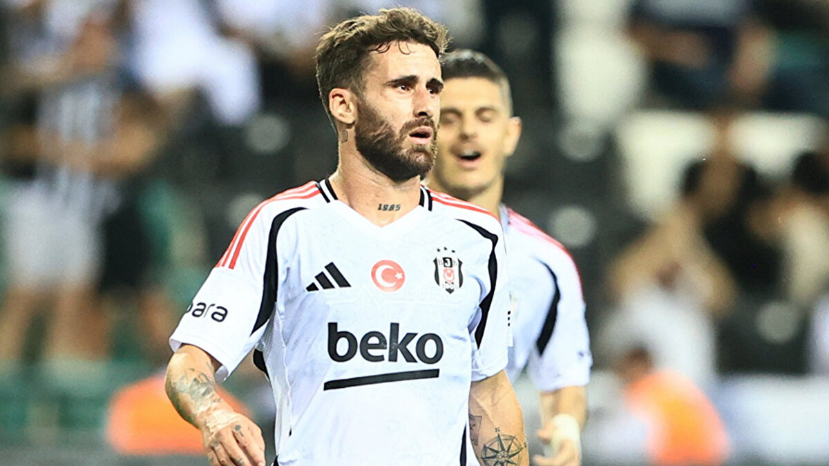 Rafa Silvai Beşiktaş formasıyla 65 maçta 23 gol ve 15 asistlik katkı sağladı.