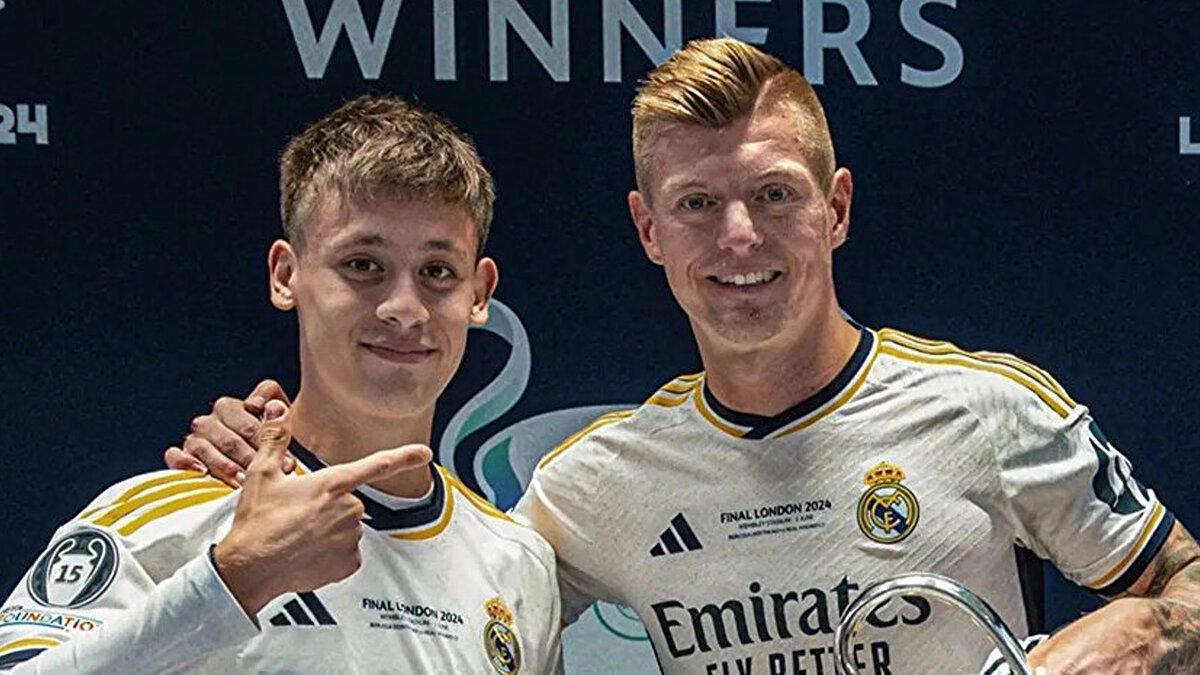 Alman futbolunun efsane isimlerinden Toni Kroos, Real Madrid'de forma giyen milli oyuncu Arda Güler hakkında açıklamalarda bulundu.