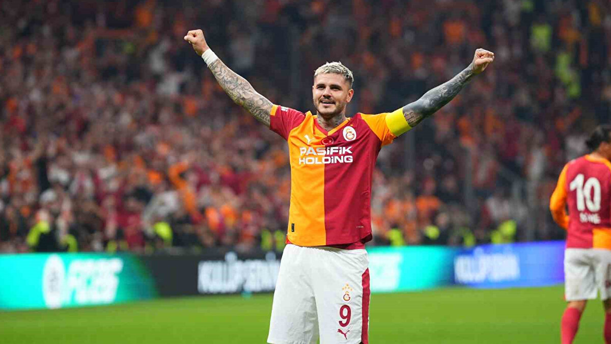 EMRE ÖZCAN'DAN ICARDI İÇİN ÇARPICI SÖZLER<br><br>Now Spor yorumcusu Emre Özcan, Youtube yayınında Icardi'nin formu ve G.Saray'daki geleceği için çok çarpıcı yorumlar yaptı. İşte Emre Özcan'nın o ifadeleri... 