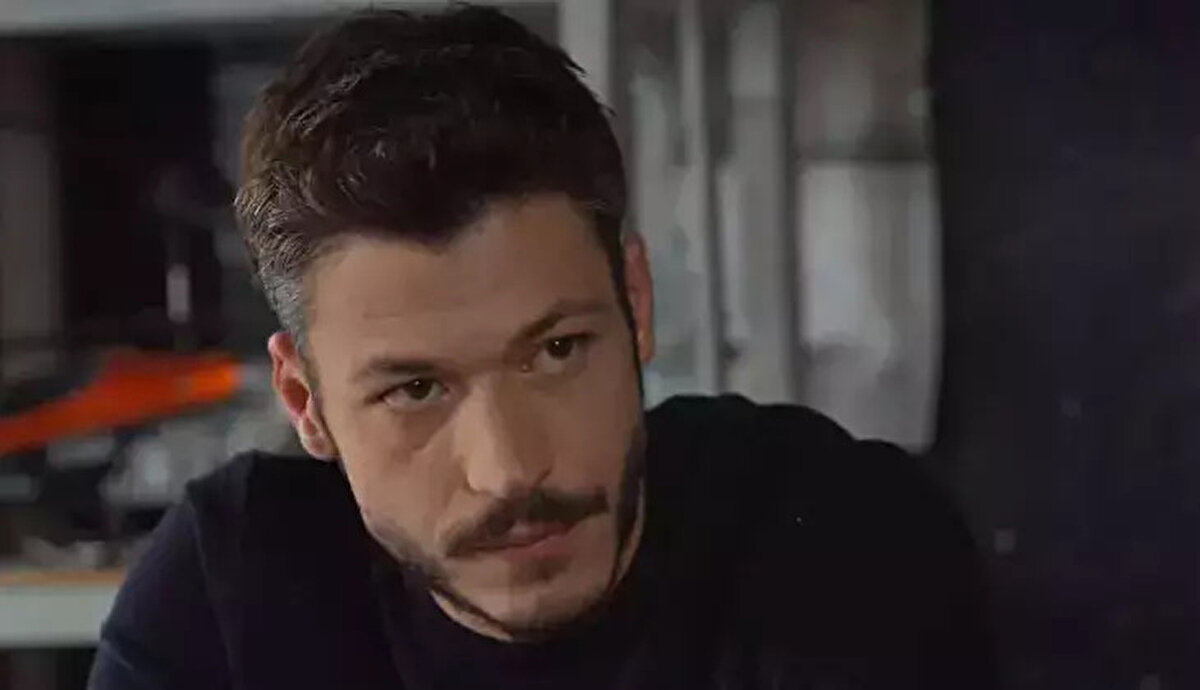 Kanal D ekranlarının fenomen dizisi İnci Taneleri, perşembe akşamlarına damga vuran hikayesi ve güçlü oyuncu kadrosuyla büyük beğeni topladı. 15 Mayıs 2024'te yayınlanan 44. bölümüyle sezon arasına giren dizinin yeni bölümleri sabırsızlıkla bekleniyor. İzleyiciler, "İnci Taneleri bugün yok mu, neden yok?" ve "İnci Taneleri bitti mi, final mi yaptı?" sorularını sıkça araştırıyor.