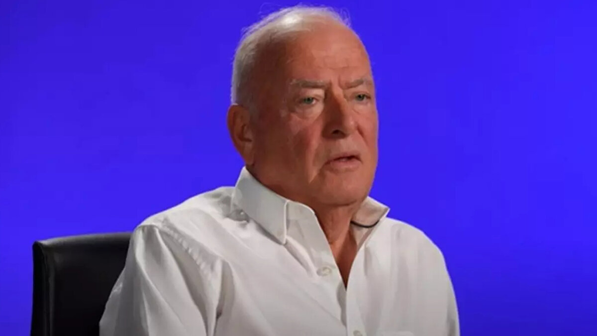 Ünlü spor yorumcusu Şansal Büyüka, "Bugünün Icardi'si Galatasaray'da ilk 11 oynayamaz. Futbolun dünü bugünü yok. Her şey için teşekkürler, minnettarız ama bence Galatasaray kendisini takımda tutmayacak" dedi.