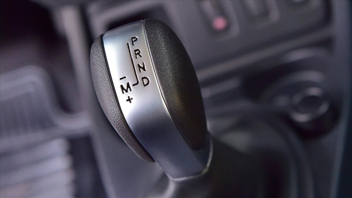 KIA Picanto 1.0L 63 PS AMT 1 milyon 260 bin lira<br>Honda Jazz Elegance 1 milyon 730 bin lira<br>BYD Dolphin 150 kW 1 milyon 610 bin lira<br>Dacia Sandero Stepway expression stepway TCe 90 auto 1 milyon 600 bin lira<br>