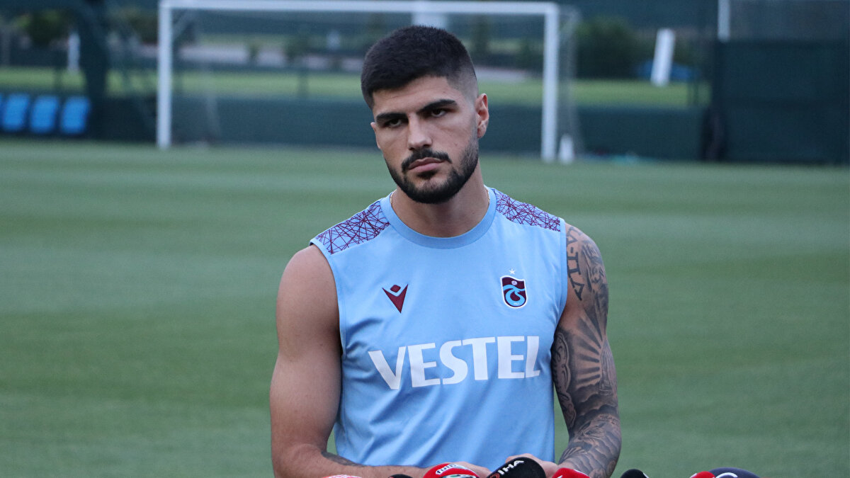 Ancak olayın detayları incelendiğinde, durumun sanıldığı kadar ağır olmadığı anlaşılıyor.