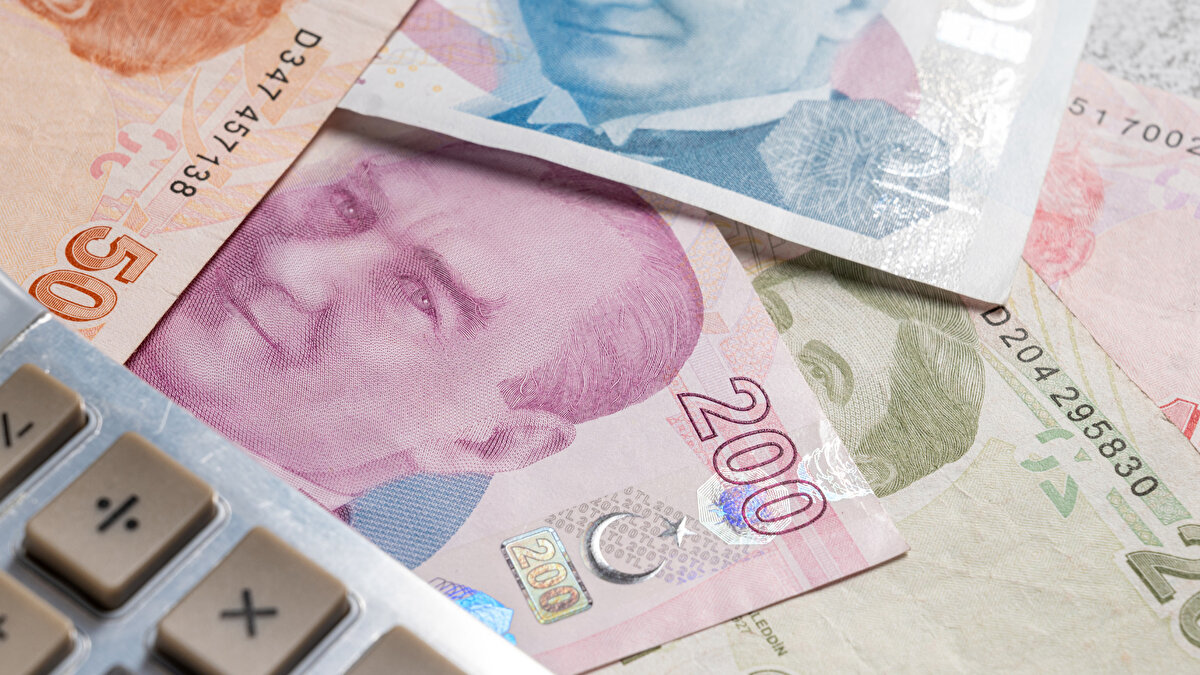 Yönetmeliğe göre aboneler, şubat ayının sonuna kadar bağlı bulundukları il müdürlüklerine başvurarak sayaç değişimi için bildirimde bulunmak zorunda. Süreçte sayaçların sökülmesi ve servise ulaştırılması kullanıcının sorumluluğunda olacak. Muayenesi uygun bulunan sayaçlar damgalanacak ve sonraki bakım çizelgesi abonelere teslim edilecek.