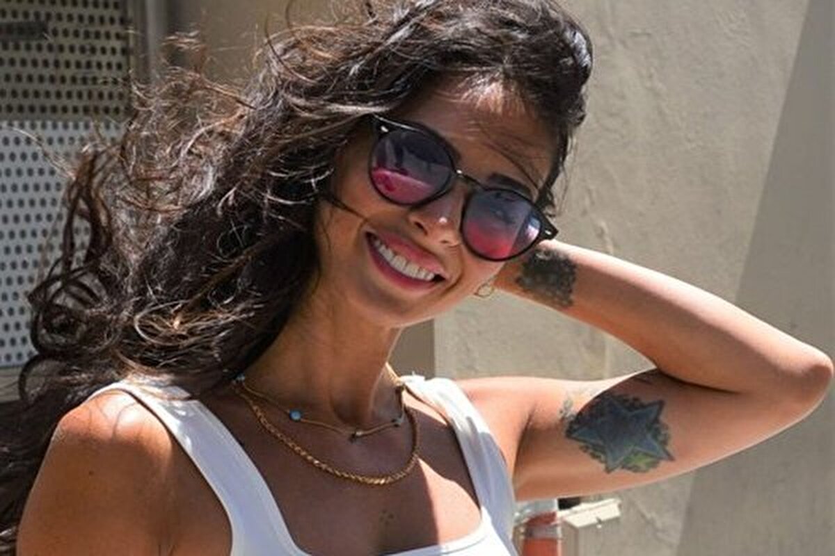 Hepsi ile büyük çıkış yakaladı<br><br>2004 yılında Eren Bakıcı, Cemre Kemer ve Gülçin Ergül ile birlikte kurulan Hepsi grubu, 2000’li yıllara damga vurdu. Hem müzik hem de TV projelerinde yer alan grup, “Hepsi Bir” dizisi ile geniş bir hayran kitlesine ulaştı. Yürük; “Dikkat Şahan Çıkabilir”, “Avrupa Yakası” gibi yapımlarda da yer aldı.