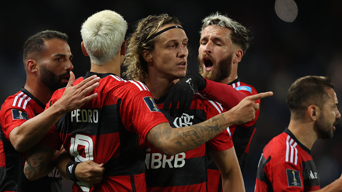 10- Flamengo (Brezilya): 374 puan<br><br>