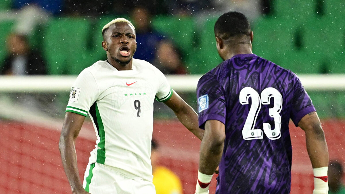 Nijerya'da Galatasaraylı Osimhen'in yanı sıra takım kaptanlığı yapan Beşiktaşlı Wilfred Ndidi de forma giydi. Gabon'da ise Galatasaray'dan Lemina, Sivasspor'dan Aaron Appindangoye ve Amed Sportif Faaliyetler'den Andre Poko görev yaptı.