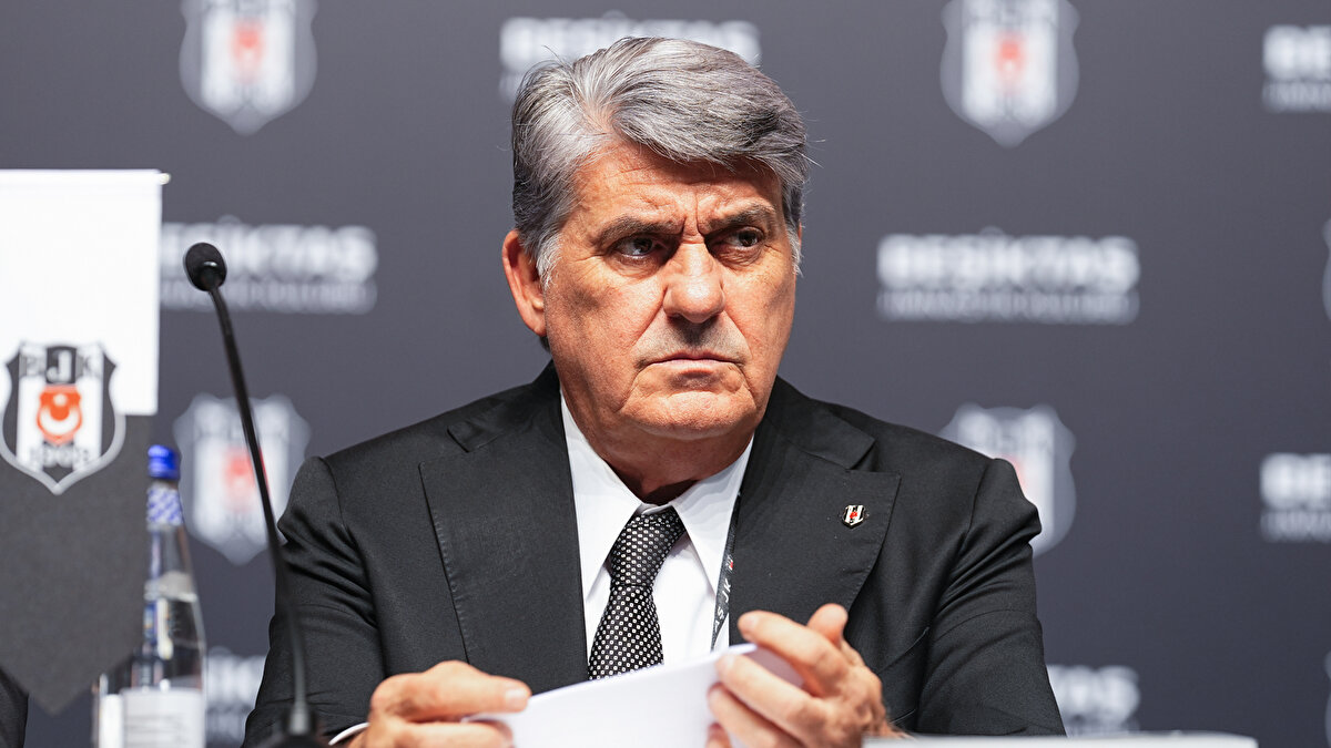 SERDAL ADALI VE RAFA ÖZEL GÖRÜŞME YAPTI<br><br>Başkan Serdal Adalı ile dün özel bir görüşme yapan Rafa Silva, takımdan ayrılmak ve futbolu bırakmak istediğini söyledi. <br>