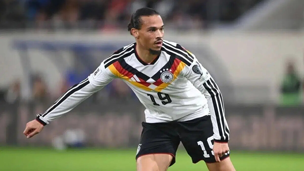 Julian Nagelsmann ise oyuncusunu övgüyle anlatarak, “İki golün de oluşmasında etkili oldu. İlk yarıda birkaç fırsat buldu ve oyunu belirleyen hamleler yaptı. Bu da bizim için kritik bir faktör.” ifadelerini kullandı.