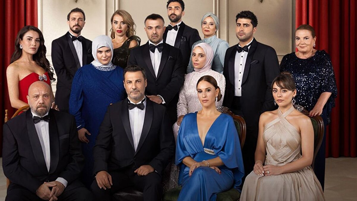  Feyza Civelek'i ve Doğukan Güngör'ü Instagram'dan takip etmeyi bırakan Sıla Türkoğlu ayrıca veda mesajı da paylaştı:<br><br>