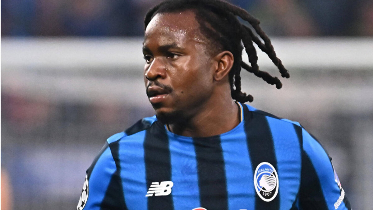 SportsBoom'un haberine göre, Lookman gün be gün Atalanta'dan uzaklaşıyor; Instagram'da kulübü takipten çıkarması ve gönderilerini temizlemesi, bu gerilimin en somut göstergesi.