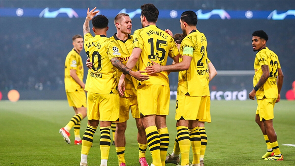 Adeyemi, söz konusu silahları bulundurmasının ardından yasal süreçten geçti.