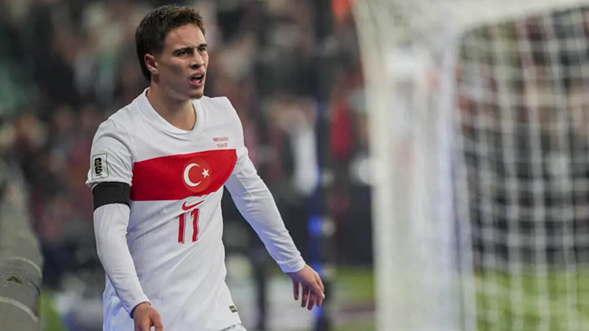 İtalyan basınında ayrıca Kenan Yıldız’ın Bulgaristan maçı sonrası kaçırdığı gollerle ilgili yaptığı açıklamalar yer aldı. Milli futbolcu, “2 gol atabilirdim bugün gol bulamadığım için özür diliyorum. Umarım gelecek maçta gol bulurum. Bir sonraki maçta en iyisini yapmaya çalışacağım.” demişti.