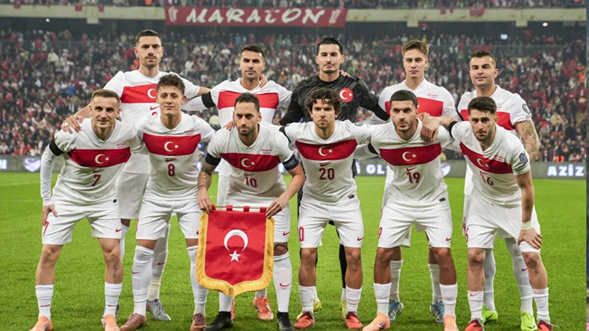 Milli takım maçlarının ardından Serie A’daki derbide Inter ile Milan karşı karşıya gelecek. İtalyan basını, derbi nedeniyle Montella’nın Hakan Çalhanoğlu’nun sakatlık ihtimaliyle ilgili sözlerini ön plana taşıdı.<br><br>