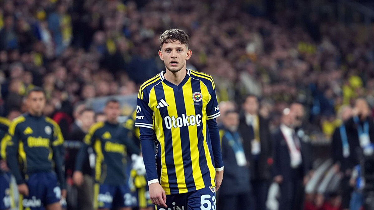 Polonya Milli Takım Teknik Direktörü Jan Urban, Szymanski'nin Malta ile oynanacak maçta görev alamayacağını açıkladı.<br>