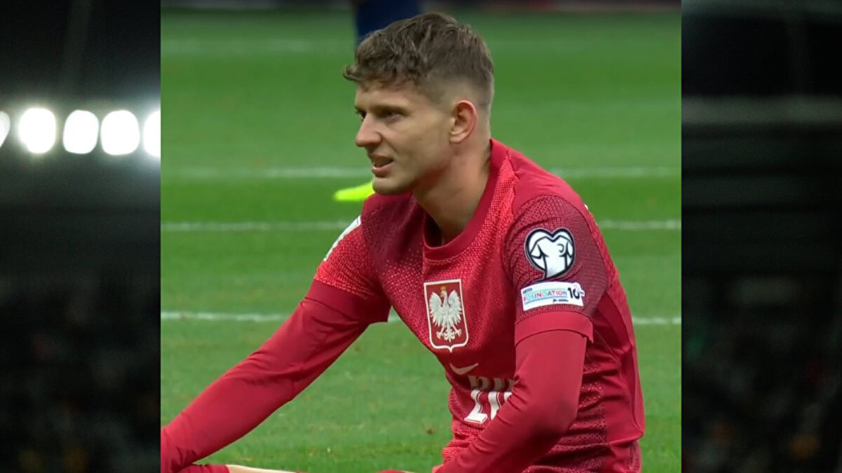 Kendisini yere bırakan Szymanski oyuna devam edemedi ve 13. dakikada oyundan alındı. 