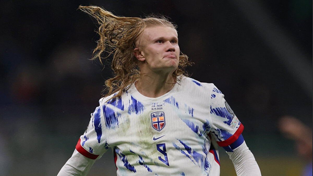 Tüm maçlarını kazanarak 24 puana ulaşan Norveç, grubunu lider bitirdi ve 2026 Dünya Kupası’na doğrudan katılım hakkı aldı. İtalya ise 18 puanla ikinci sırayı alarak play-off turuna kaldı.