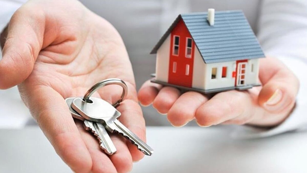 "Depozito senedi üç ayı geçemez"<br><br>Depozito bedeli için düzenlenen senette de bir şart var. Kiraz, depozito için verilecek olan senedin üç aylık kira bedelini geçemeyeceğine dikkat çekiyor.<br>Üç aydan fazla istenecek senedin, geçerli olmayacağını söyleyen Kiraz, "Bunun haricinde herhangi bir alacak kalemi için; demirbaşlar ve eşyalar için apartman aidat borçları benzeri gibi bir takım borçlar için senet düzenlemek zorunda değildir." ifadelerini kullandı.