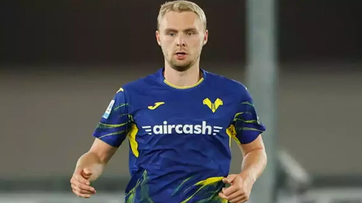 Verona’da 11 maçta 990 dakika süre alan Victor Nelsson’un sözleşmesindeki satın alma opsiyonu 8 milyon euro. Danimarkalı stoperin düzenli oynadığı için opsiyonun devreye girme ihtimali yüksek değerlendiriliyor.