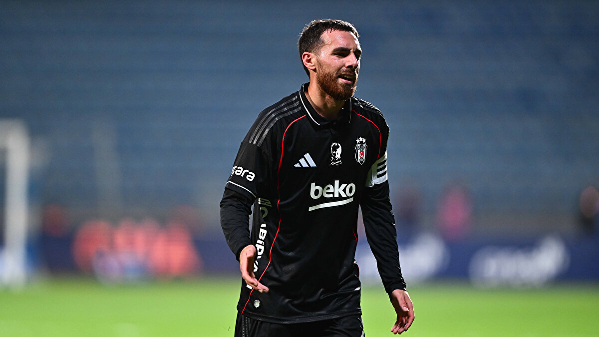 Yaşananların ardından Orkun’un babası Halis Kökçü, SABAH’a dikkat çeken bir röportaj verdi.<br>Halis Kökçü, Orkun ile Fenerbahçe’nin yıldızı Edson Alvarez ile olan yakınlığını dile getirdi ve dikkat çeken itiraflarda bulundu.