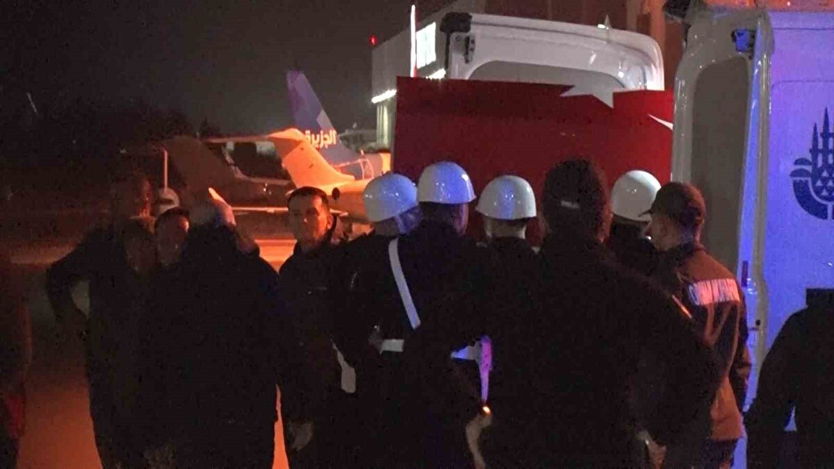 Şehit pilot Hasan Bahar 18 Kasım Salı günü Avcılar Merkez Ulu Camii’nde kılınacak öğle namazı sonrası Edirnekapı Şehitliği’ne defnedilecek.