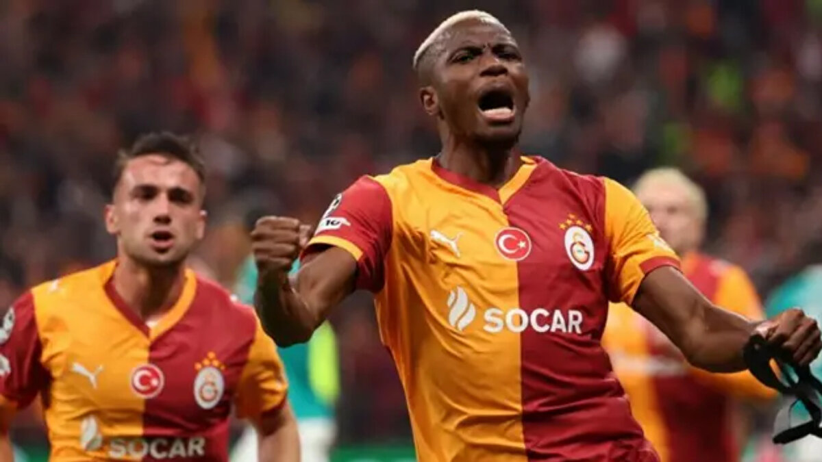 ŞAMPİYONNLAR LİGİ'Nİ KAÇIRABİLİR<br><br>Galatasaray’ın 25 Kasım’da oynayacağı UEFA Şampiyonlar Ligi karşılaşmasında Osimhen’in forma giyme ihtimali oldukça düşük görünüyor. Tedavi süreci bu maça yetişmesine izin vermeyebilir.